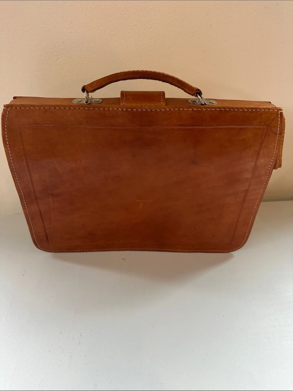 Vintage Classic Tan Leather Briefcase with Secure Lock and Top Handle